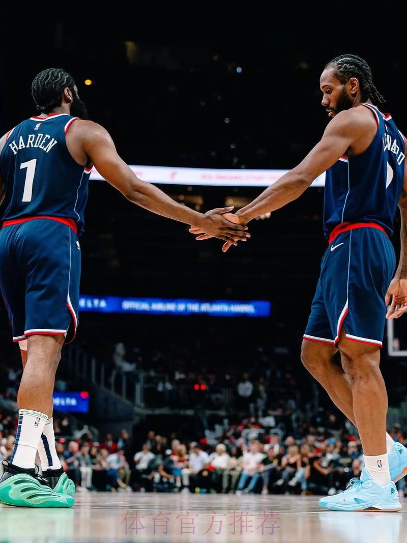 莱昂纳德26+8哈登19分 快船19分逆转残阵活塞 莱昂纳德26+8哈登19分 快船19分逆转残阵活塞